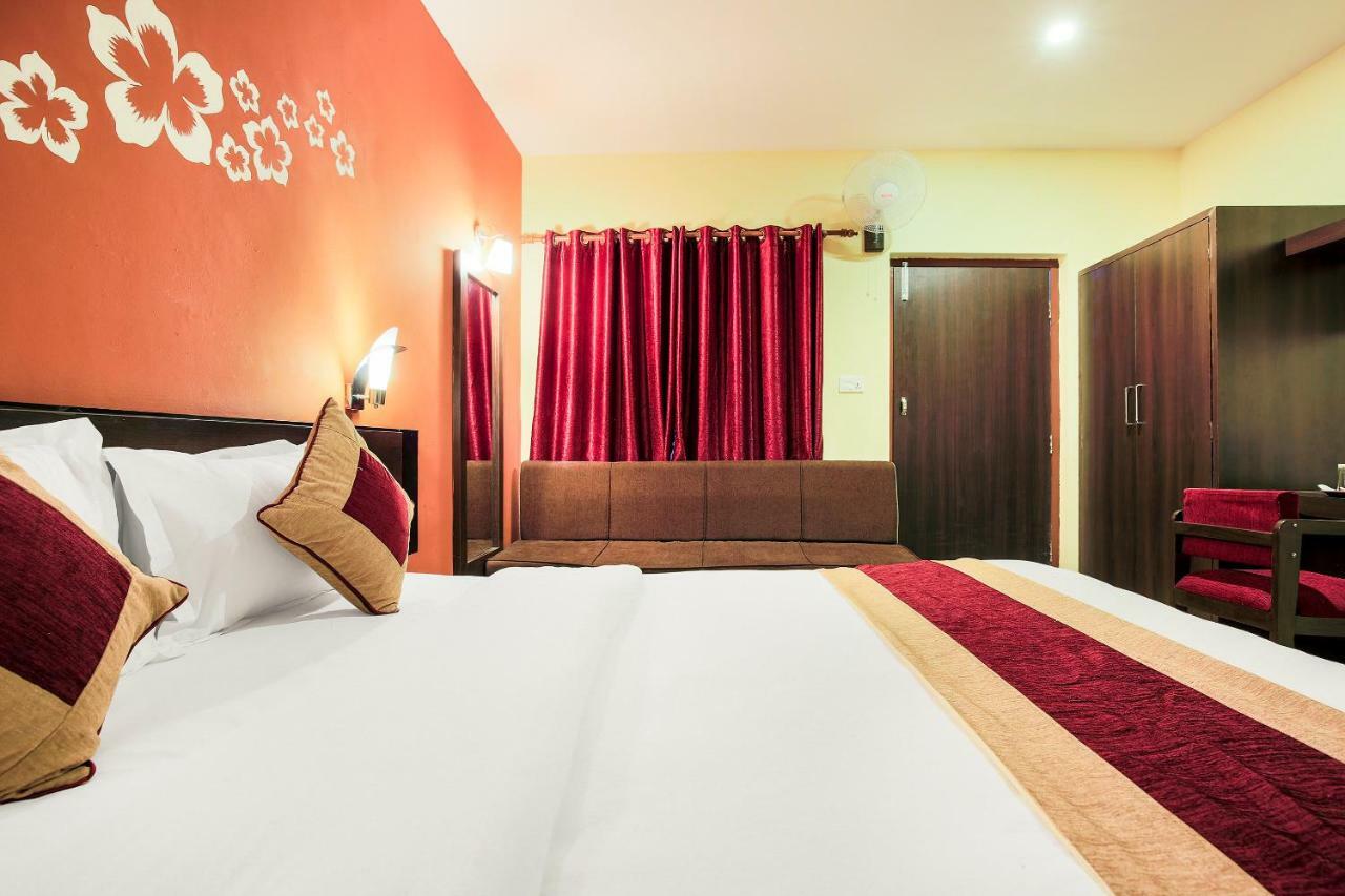 Vision Safari Pvt Ltd Hotel Sauraha Exterior foto