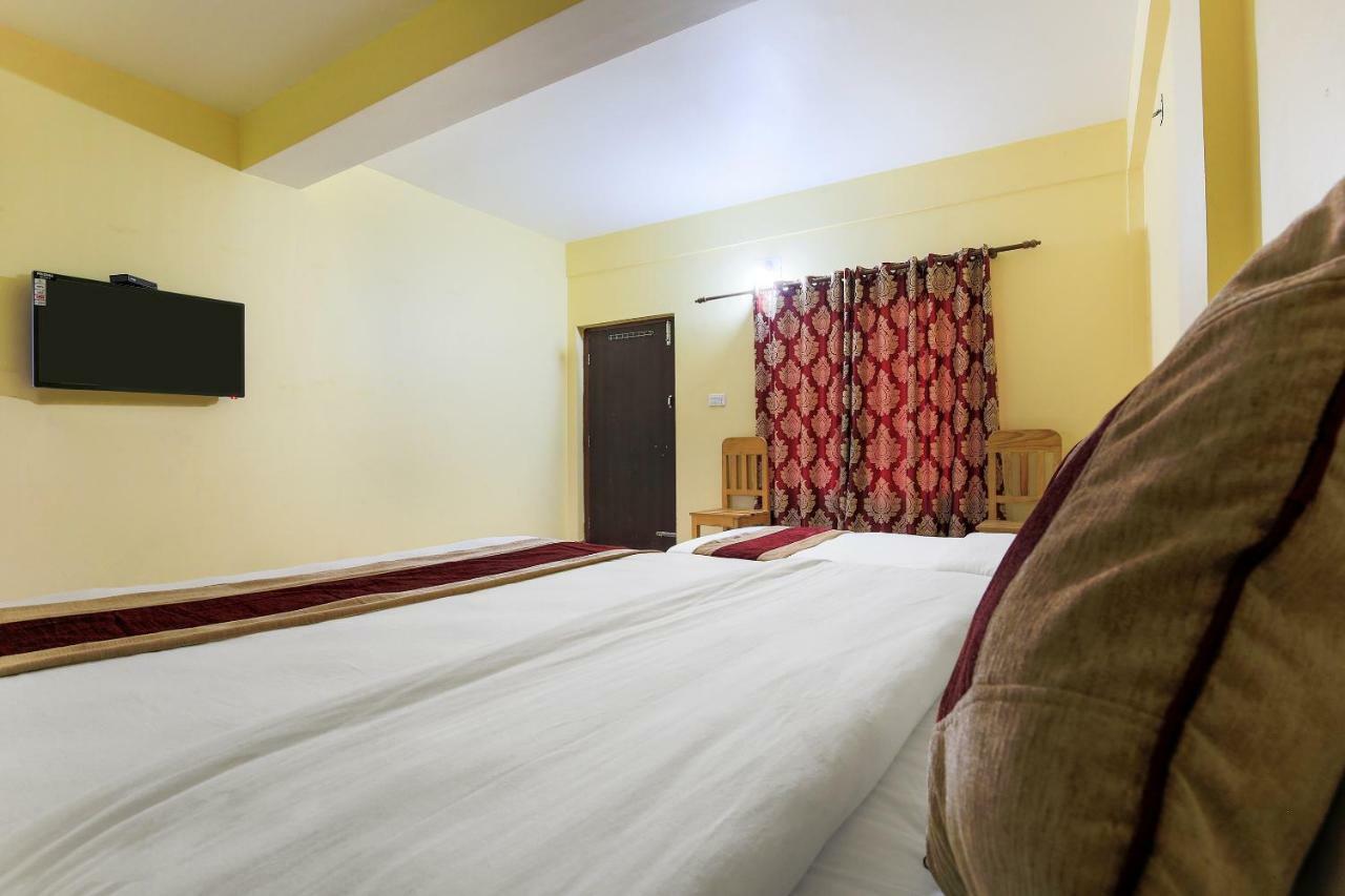 Vision Safari Pvt Ltd Hotel Sauraha Exterior foto